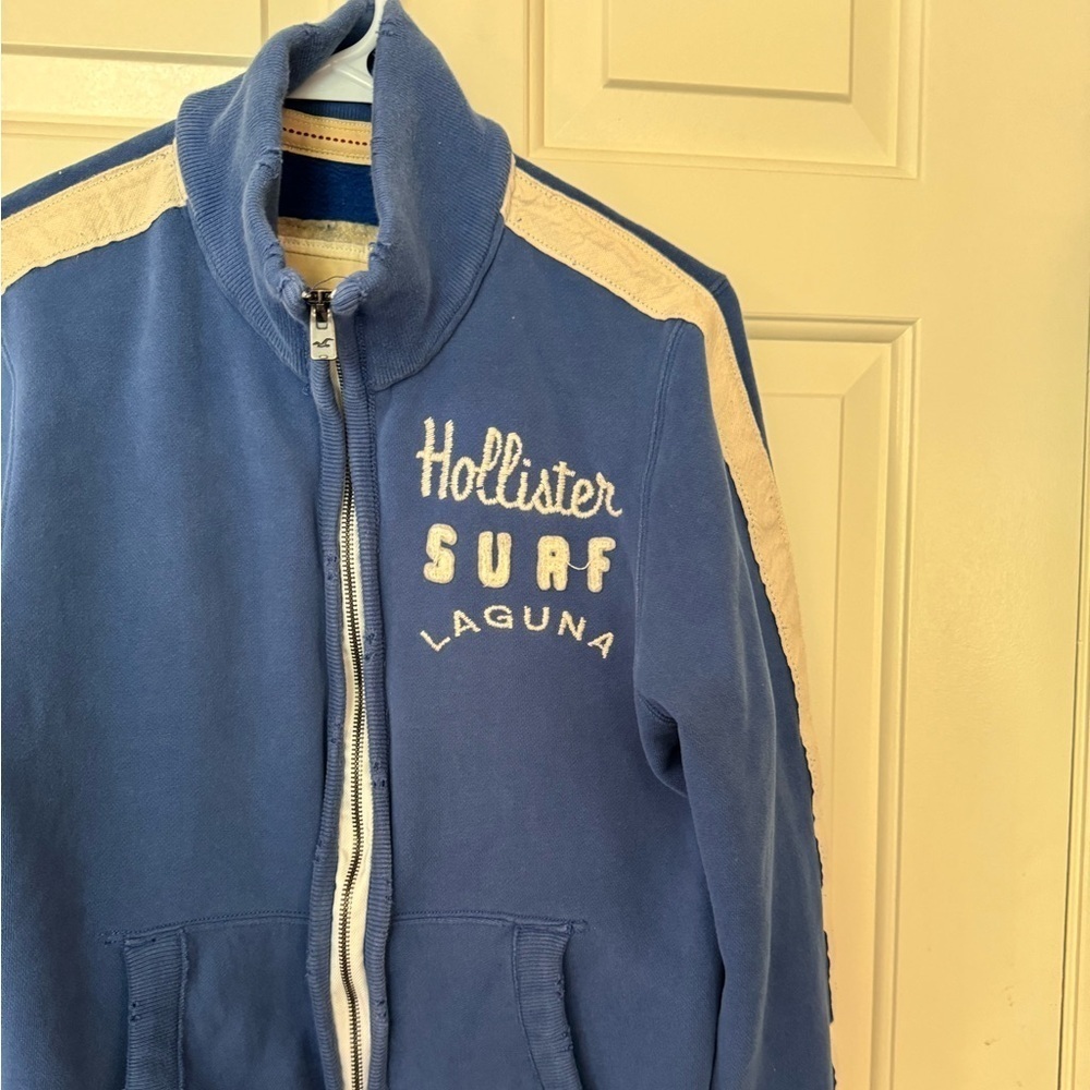 Hollister distressed Blue Hoodie, size Small - Picture 3 of 11